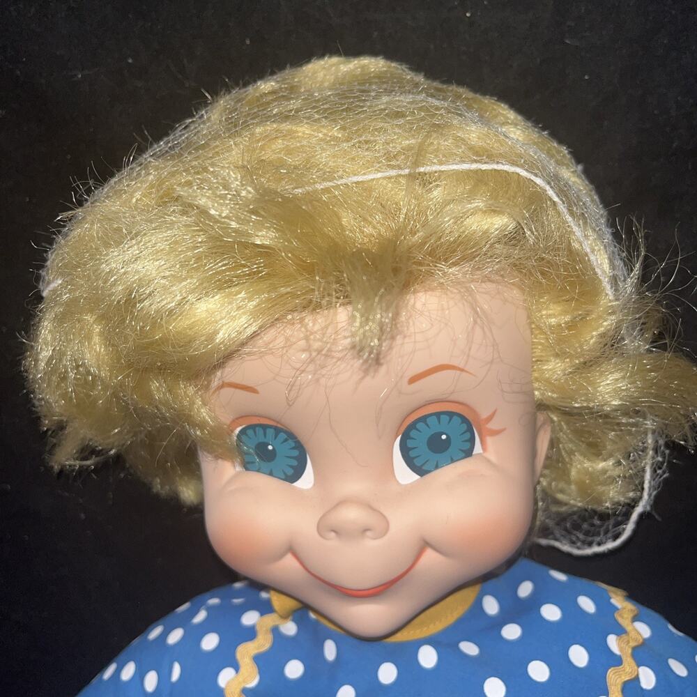 20" Mrs. Beasley, Family Affair 2000 Has Glasses, String Pulls But Doesn’t Talk - Picture 2 of 12